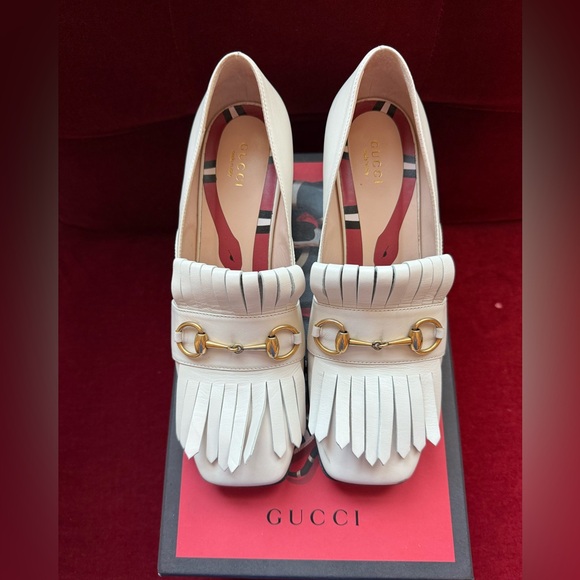 Gucci Horsebit Fringe Loafer sz 39
